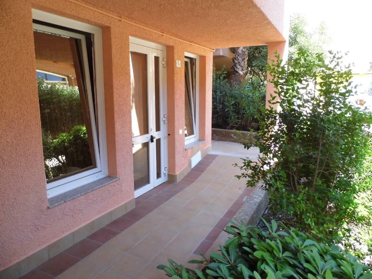 מלון דירות לה מדלנה Residence Le Nereidi
