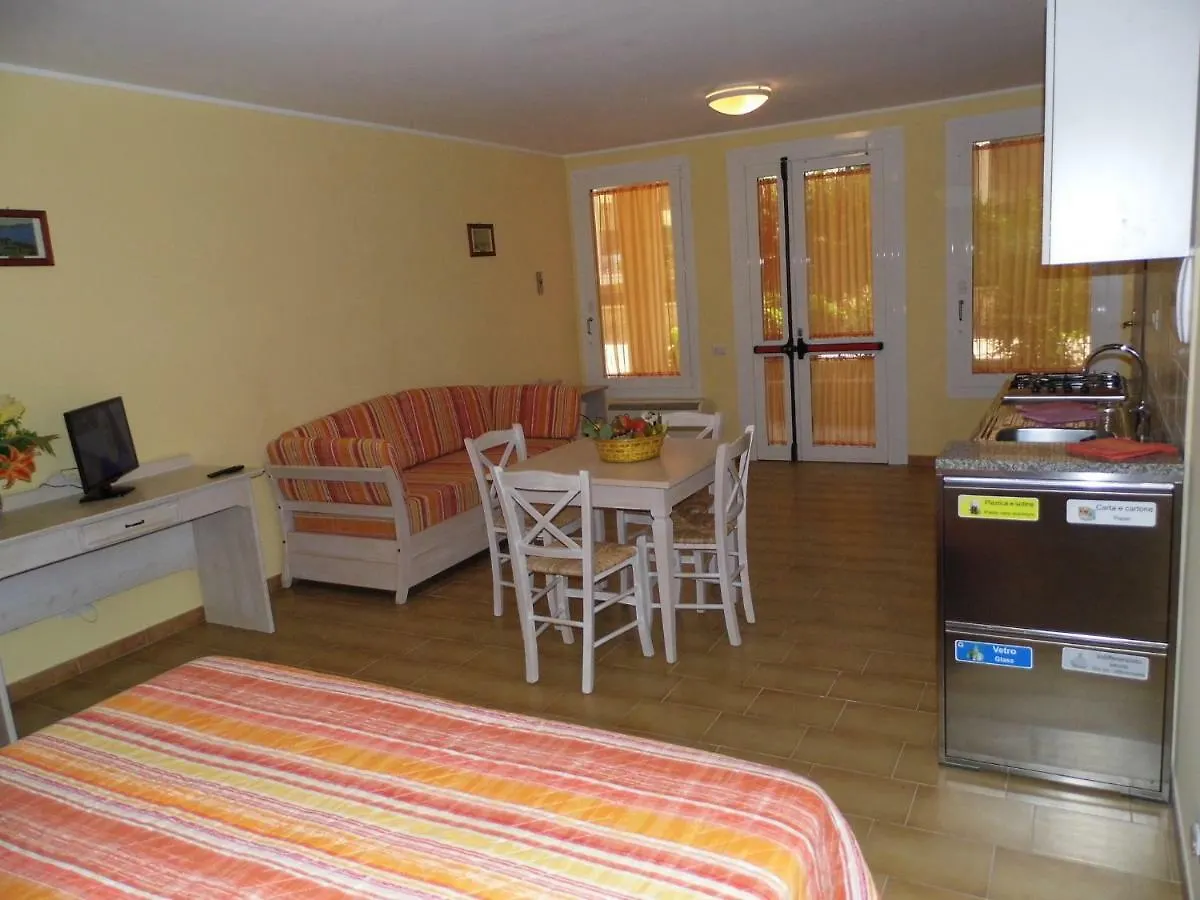 לה מדלנה Residence Le Nereidi
